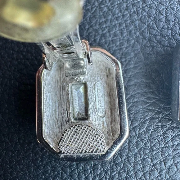 Vintage Christian Dior Aqua Blue crystal clip-on earrings - Picture 7 of 10